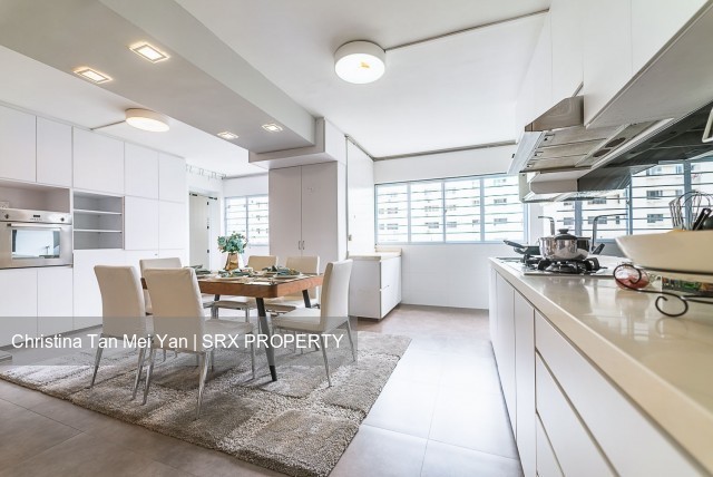 Hougang Avenue 5 (Hougang), HDB Jumbo #215746361